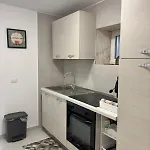 Your Home, In The Center Of * Μπάρι
